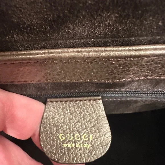 🚫SOLD🚫✨💎VINTAGE💎✨ GUCCI BAMBOO BAG
IN METALLIC CHAMPAIGNE LEATHER! - Picture 10 of 15